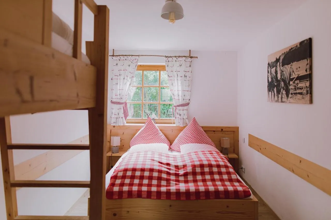 Guggi'S Alm Apartment Dirlewang Germany